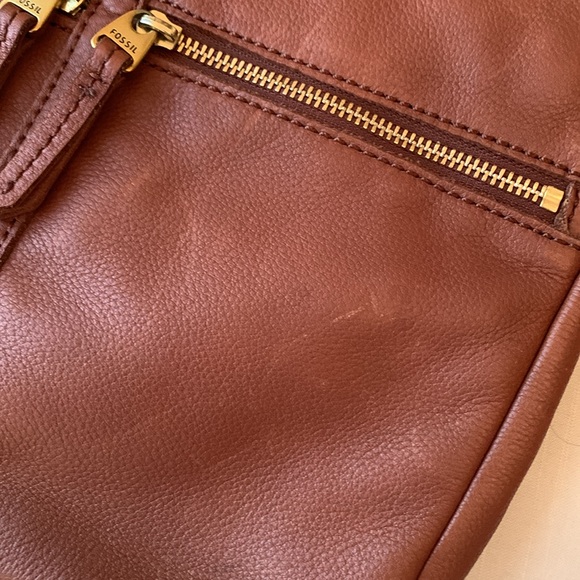 Fossil Leather Crossbody Bag - Picture 10 of 10